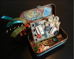 altoid tin and mini book
